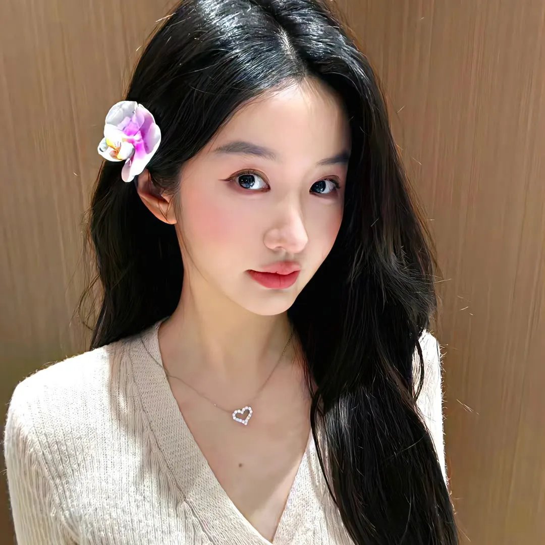 艳谍玛泰哈莉